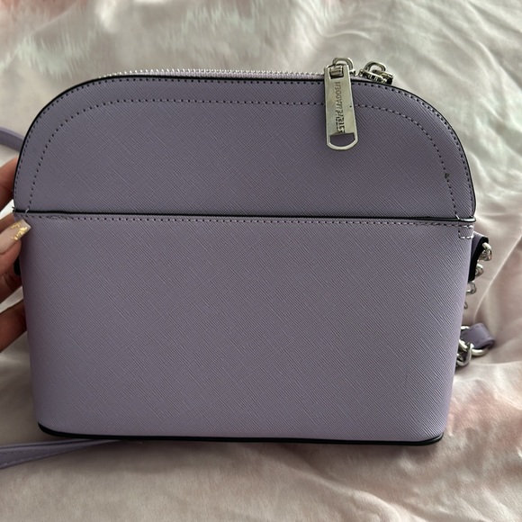 Steve Madden Bmaggie Crossbody Bag - Picture 2 of 3